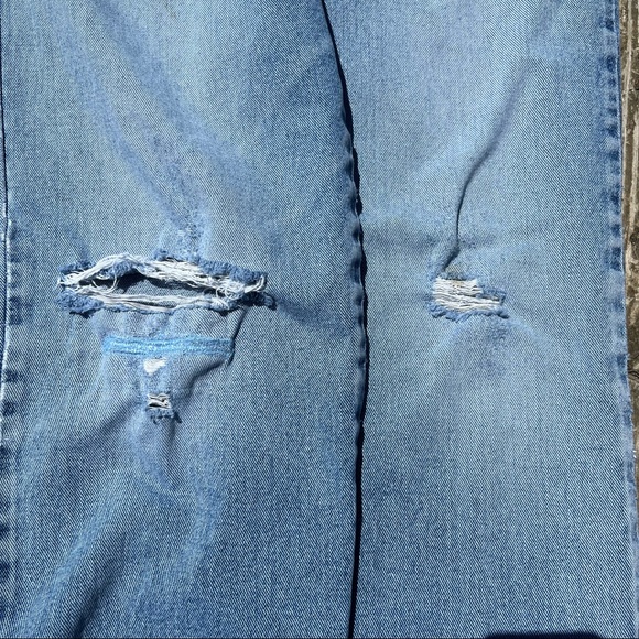 Vintage 90s B.U.M. Equipment Distressed Straight Leg Dad Boyfriend Jeans - Picture 10 of 13